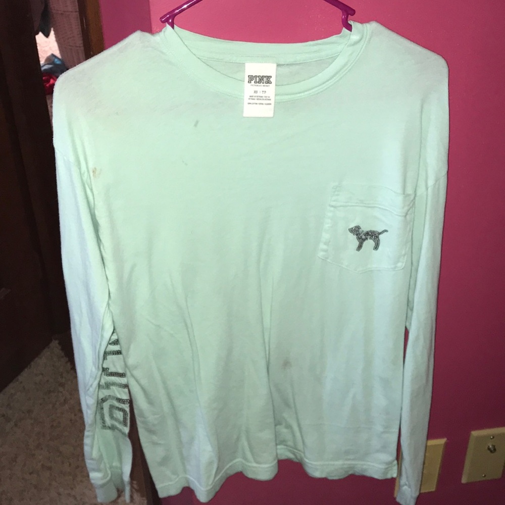 victoria’s secret pink shirt